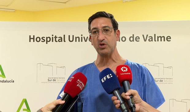 Andrés García León, jefe de Angiología y Cirugía Vascular del Hospital de Valme