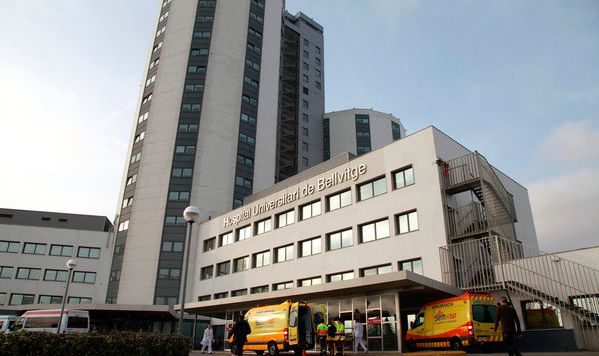 Enferman por gastroenteritis casi 200 sanitarios del Hospital de Bellvitge