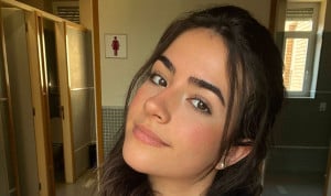 Alejandra Menezo, estudiante de Medicina, tuvo que presentarse varias veces a la EvAU para conseguir entrar en la carrera.