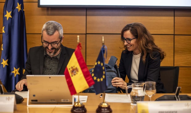 Javier Padilla y Mónica García deciden los nuevos hospitales CSUR en el Interterritorial. 