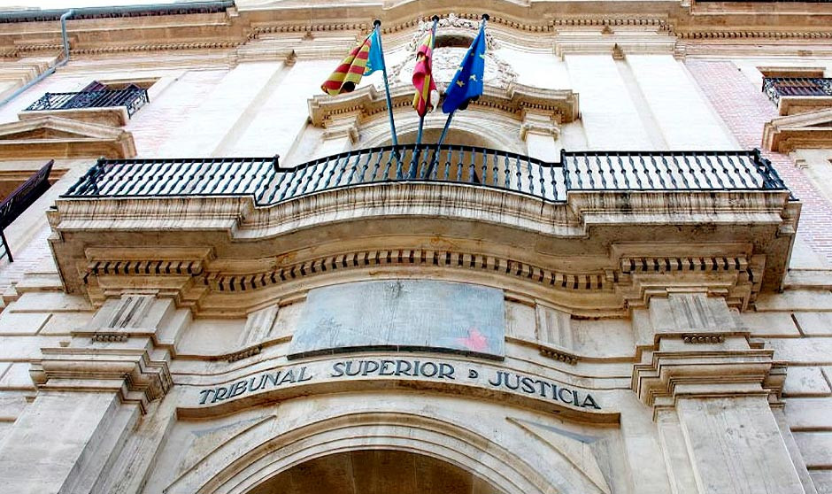 La apertura de nuevas facultades de Medicina por plazas reabre el debate de la cantidad a raíz de una sentencia del Tribunal Superior de Justicia