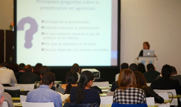 Un estudio asegura que el ámbito de estudio con mayor porcentaje de estudiantes con ambos progenitores con estudios superiores es Medicina