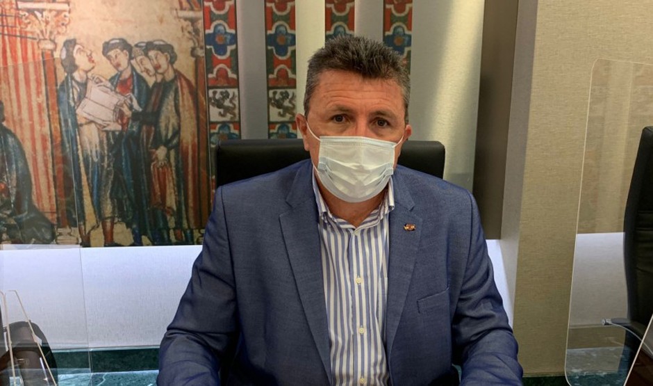 Expulsión y lío en la Comisión de Sanidad de la Región de Murcia