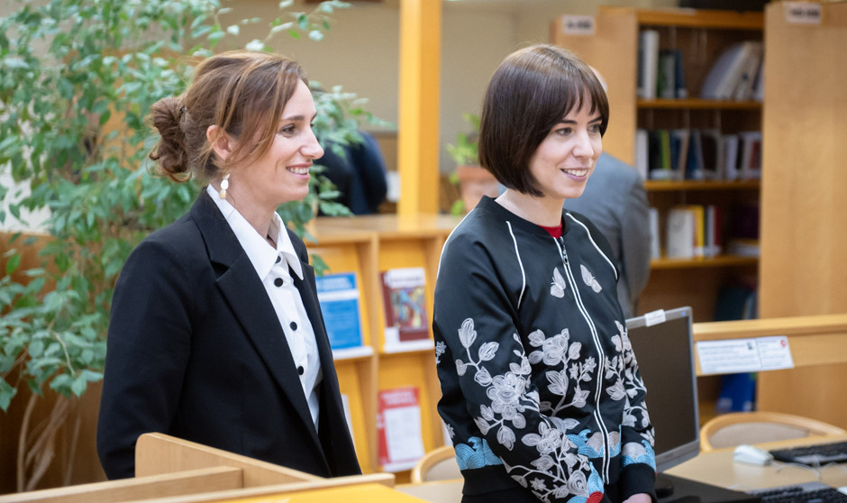  Diana Morant y Mónica García, ministras de Ciencia y Sanidad, llaman a blindar al SNS frente a un negacionismo "que mata".