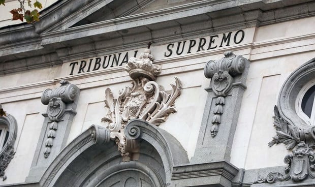 El Tribunal Supremo dicta que la cobertura del SNS basta para pedir el permiso de residencia en España.