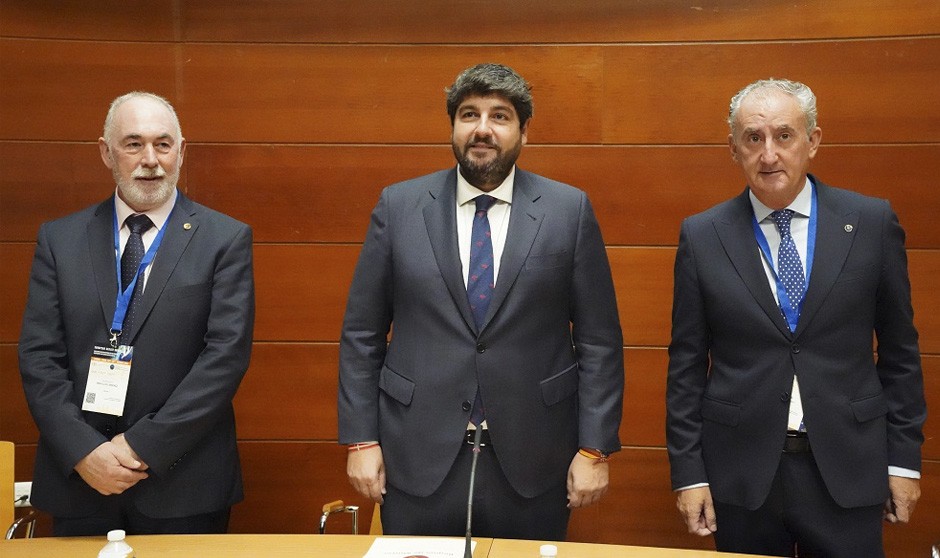 Francisco Millares, Fernando López Miras y Tomás Cobo en el congreso europeo médico celebrado en Murcia.