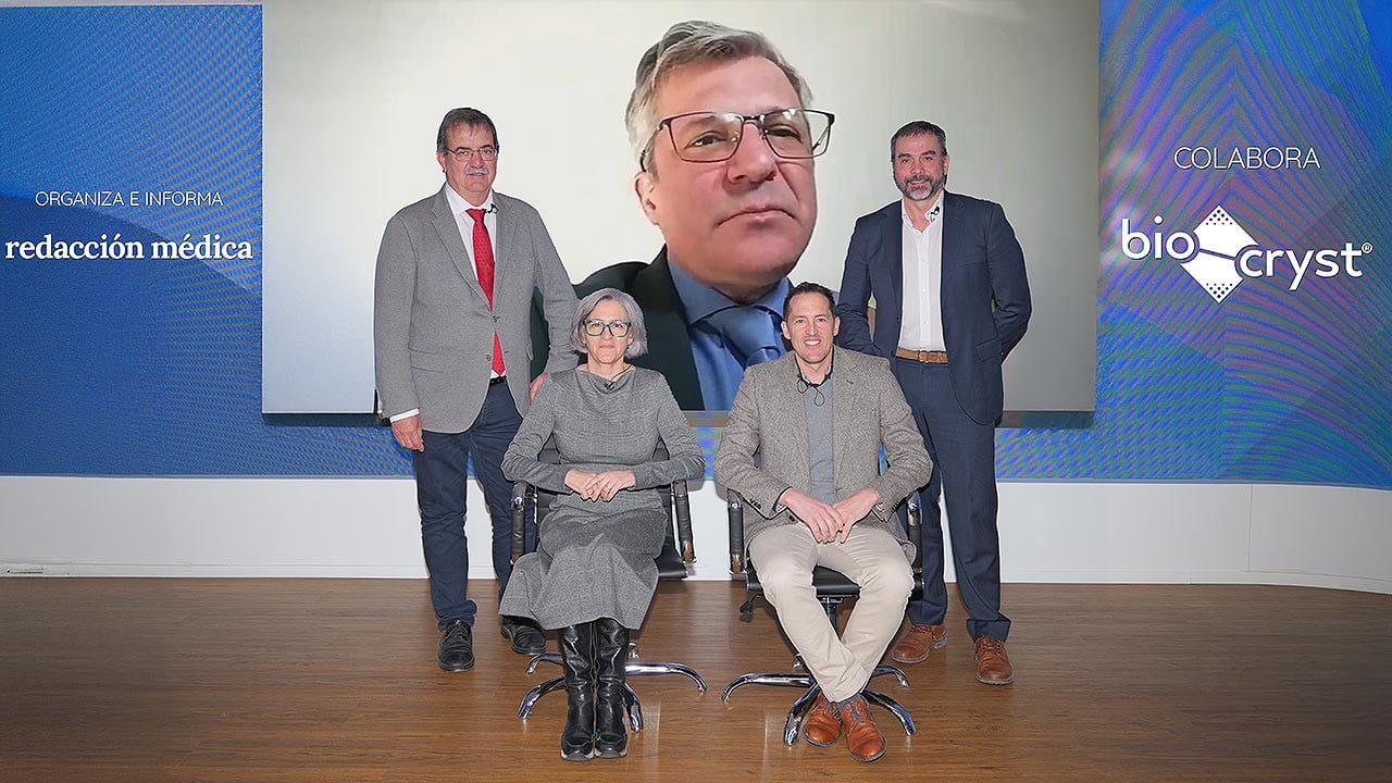 Manuel Molina, Miguel Ángel Calleja, Jorge Aboal, Sonia García de San José y José Daniel de Vicente.  La humanización en la asistencia sanitaria a personas que padecen enfermedades raras es uno de los elementos claves a trabajar en el sistema sanitario