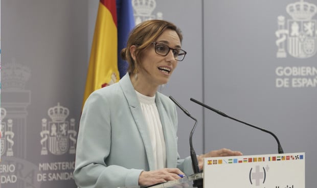 La ministra de Sanidad, Mónica García, que plantea cambios en el MIR dentro del Estatuto Marco