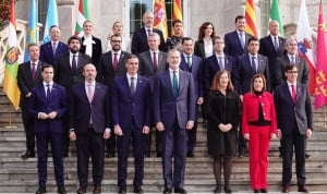 La Conferencia de Presidentes se reúne en Santander para resolver la falta de médicos. 