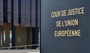 El Tribunal Europeo llama la atención a la Comisión por las vacunas covid.