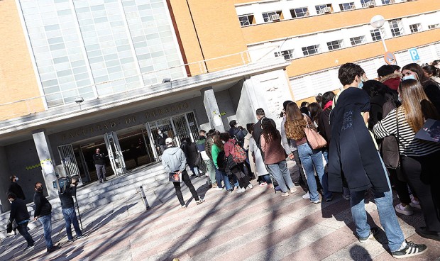 Las especialidades más 'rezagadas' en la adjudicación de plazas MIR