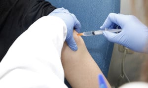 Las vacunas para gripe aviar, solución "temporal" ante la nueva variante
