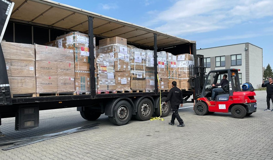 Llegan a Ucrania las 16 toneladas de material sanitario donadas por el CGE