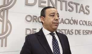 Los dentistas alertan sobre el "auge desmedido" de los implantes dentales