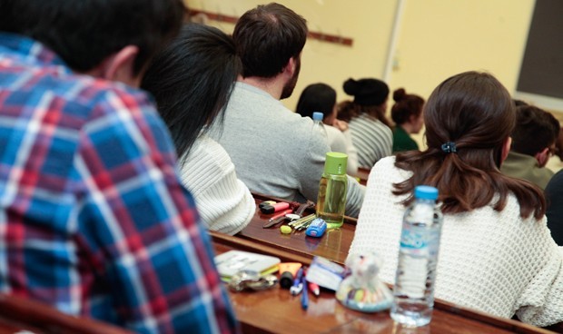 Los estudiantes del EIR creen que las netas del examen bajarán 