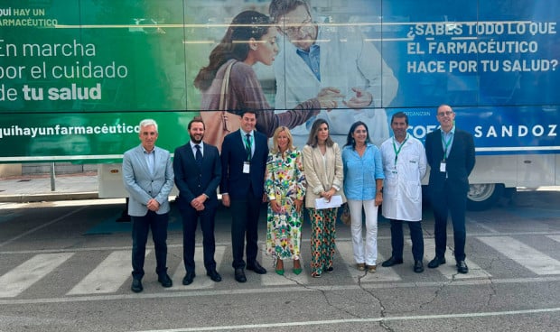 Los farmacéuticos muestran a los madrileños toda su capacidad asistencial