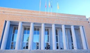 La Universidad Complutense de Madrid publica los modelos de examen PAU 2025 en su web para orientar a sus futuros alumnos.