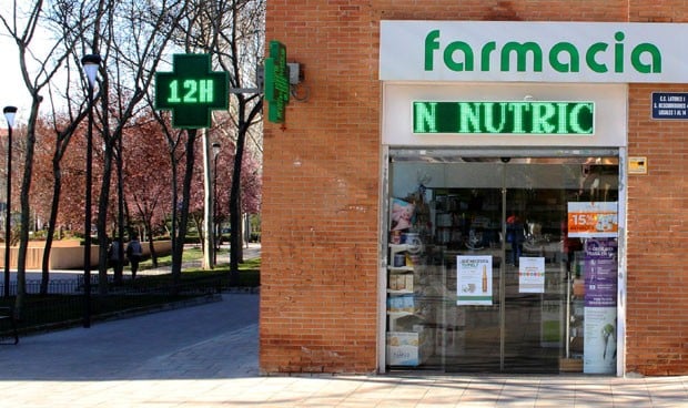 Los pacientes consultan más a 'Dr. Google' que a los farmacéuticos