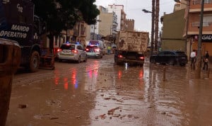 Los sanitarios trasladan los hospitales valencianos al epicentro de la DANA