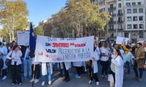 TCAE protestan a las puertas del Institut Català de la Salut en la anterior huelga.