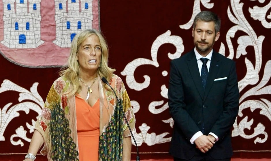  La consejera madrileña de Hacienda, Rocío Albert López Ibor; y el de Presidencia, Miguel Ángel García, El Gobierno de Madrid incluye en el anteproyecto de las Cuentas de 2024 una modificación del modelo de 37,5 horas 