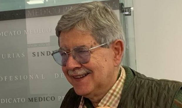 Muere este sábado Ángel Colmeiro, neumólogo y abogado laborista médico. Fue uno de los fundadores del Simpa
