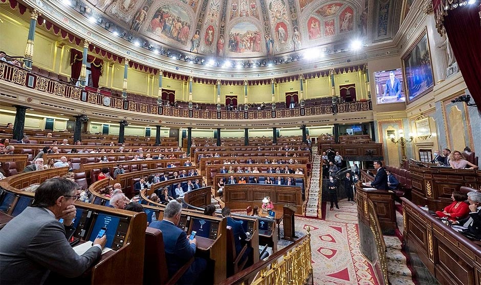 Hemiciclo del Congreso, con los diputados en sus escaños. Tras el parón navideño, la actividad gubernamental se retoma la semana que viene con cuatro proyectos clave