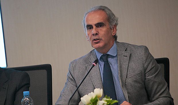 Ruiz Escudero cesa a la cúpula de la Consejería de Sanidad y el Sermas