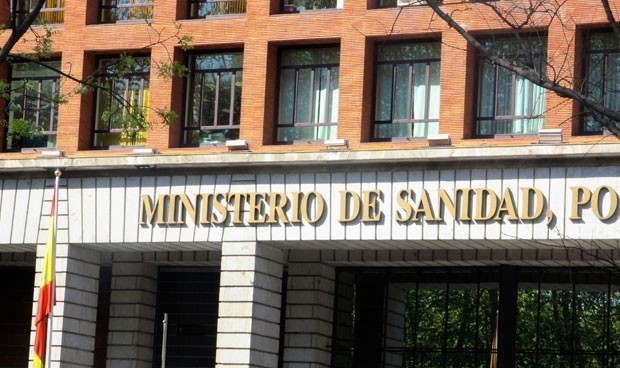 Suenan campanas de movilización médica desde las autonomías