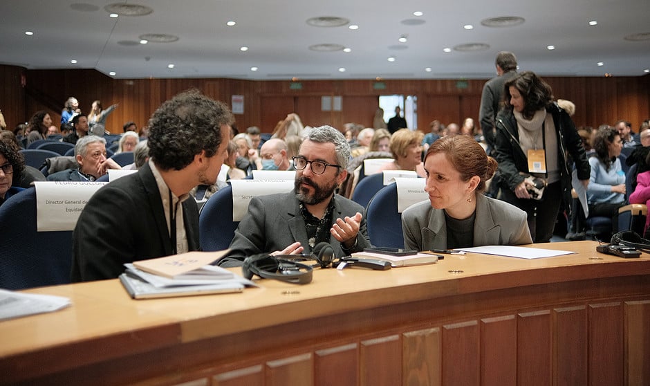  Pedro Gullón, Javier Padilla y Mónica García suman esfuerzos para una red de vigilancia de determinantes de salud. 