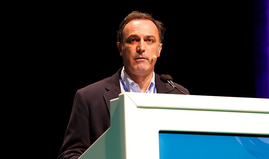 El hematólogo Javier Briones impulsa nuevas terapias avanzadas en el Hospital Sant Pau