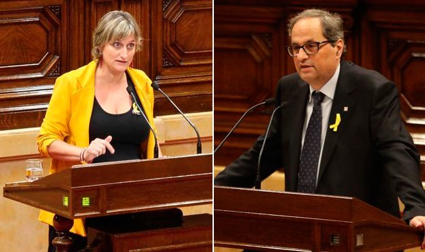 Torra da la cara por Vergés en los pasillos del Parlament