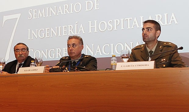 Un Congreso de Ingeniería Hospitalaria con 'aire' militar 