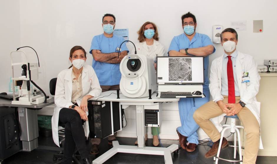 Un escáner permite al Clínico detectar anomalías oculares inadvertidas
