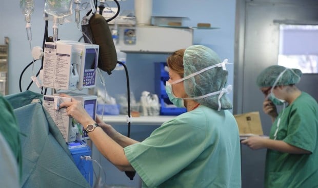 Uno de cada tres jóvenes cree que las profesiones sanitarias son femeninas