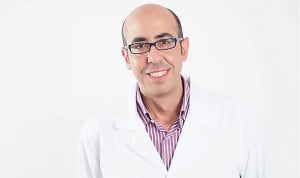 El urólogo Luis Gómez Pérez, profesor titular en la Universidad de Elche