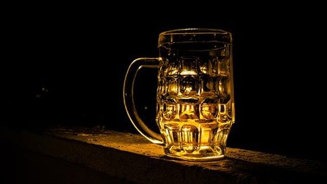¿Cómo se mide el consumo agudo de alcohol?